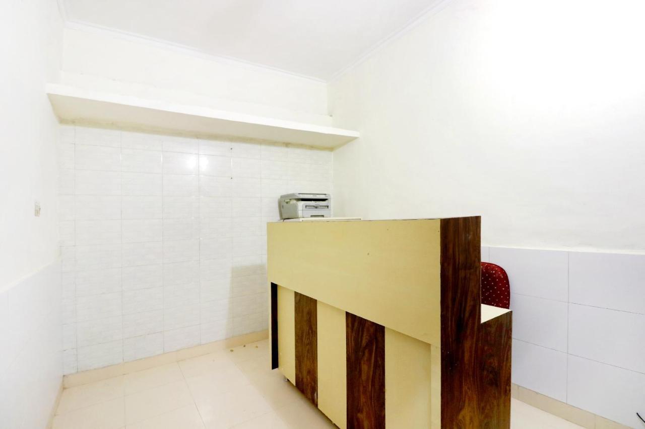 Spot On 44679 Hotel Samrat Sohāna Extérieur photo